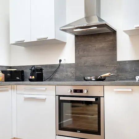 Apartment Cocon Lumineux Pour 2, Proche Centre-ville *